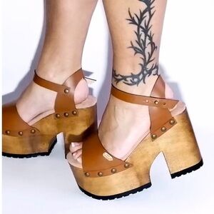 Vintage 70's Style wooden Platform